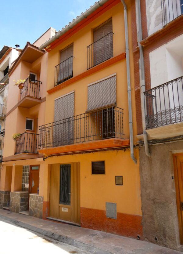 1062 / Calle Baja