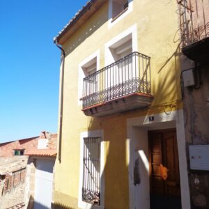 1107 / Santa Susana